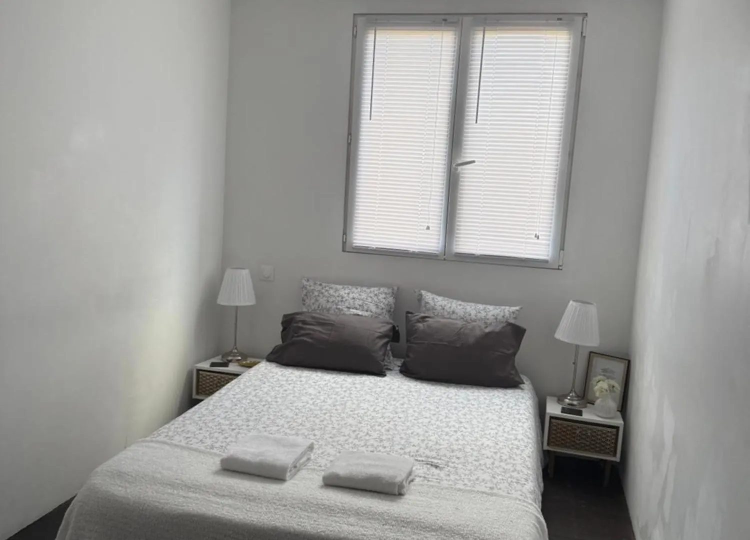 Résidence Sécurisée: Chambre Privée avec Parking et Accès Facile Nice