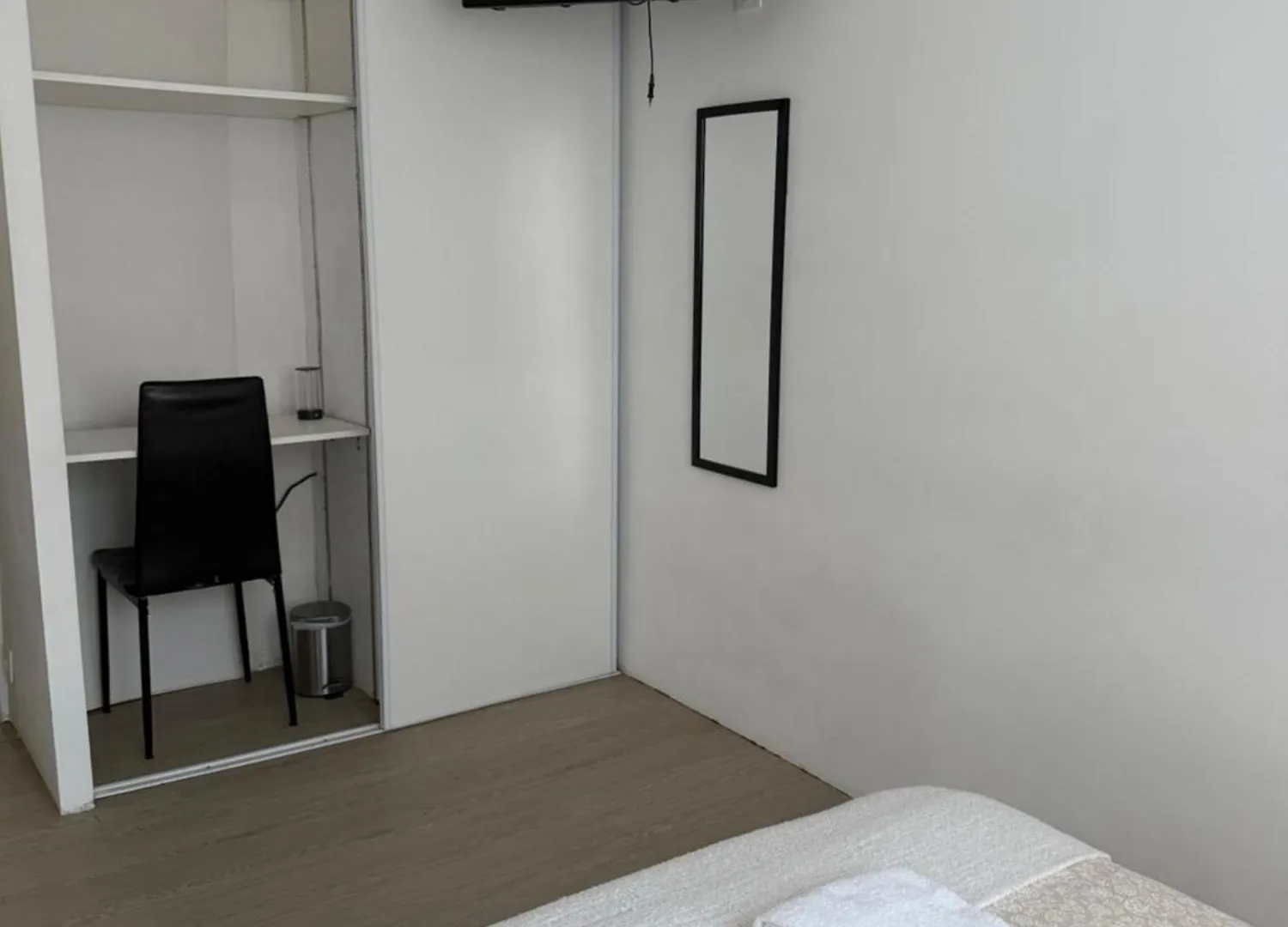 Résidence Sécurisée: Chambre Privée avec Parking et Accès Facile Nice 0*,